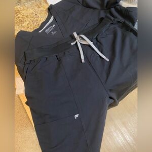 Brand new Fabletics Scrubs!